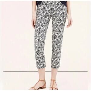LOFT Floral Pattern Julie Capris Size 0P